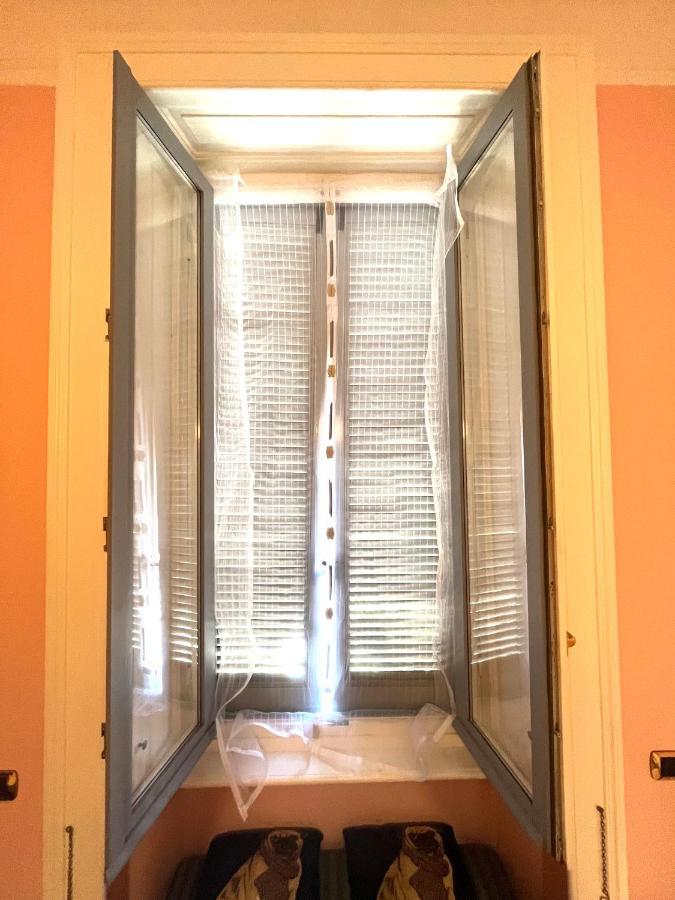 Elegante Casa Liberty Lägenhet Milano Exteriör bild