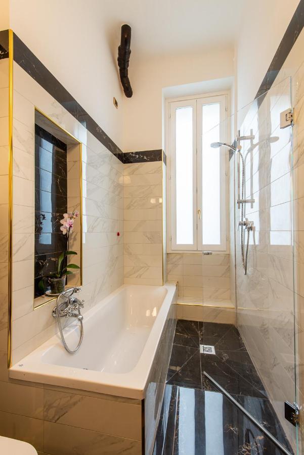 Elegante Casa Liberty Lägenhet Milano Exteriör bild
