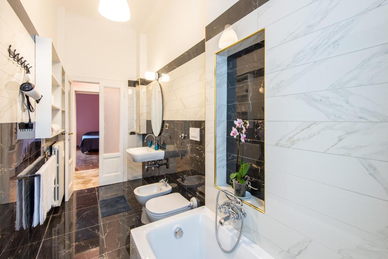 Elegante Casa Liberty Lägenhet Milano Exteriör bild